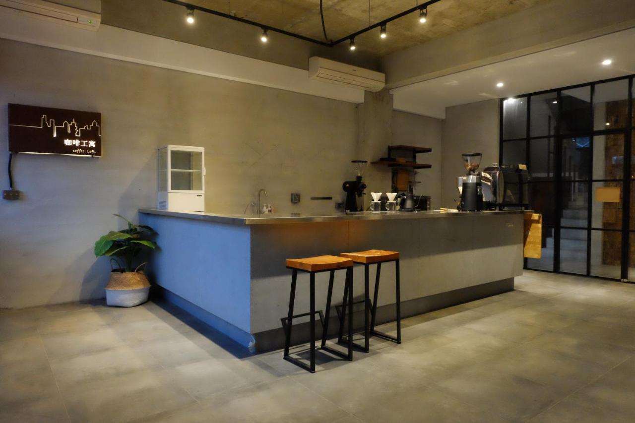 Coffeeloft Bed & Breakfast Taitung Bagian luar foto