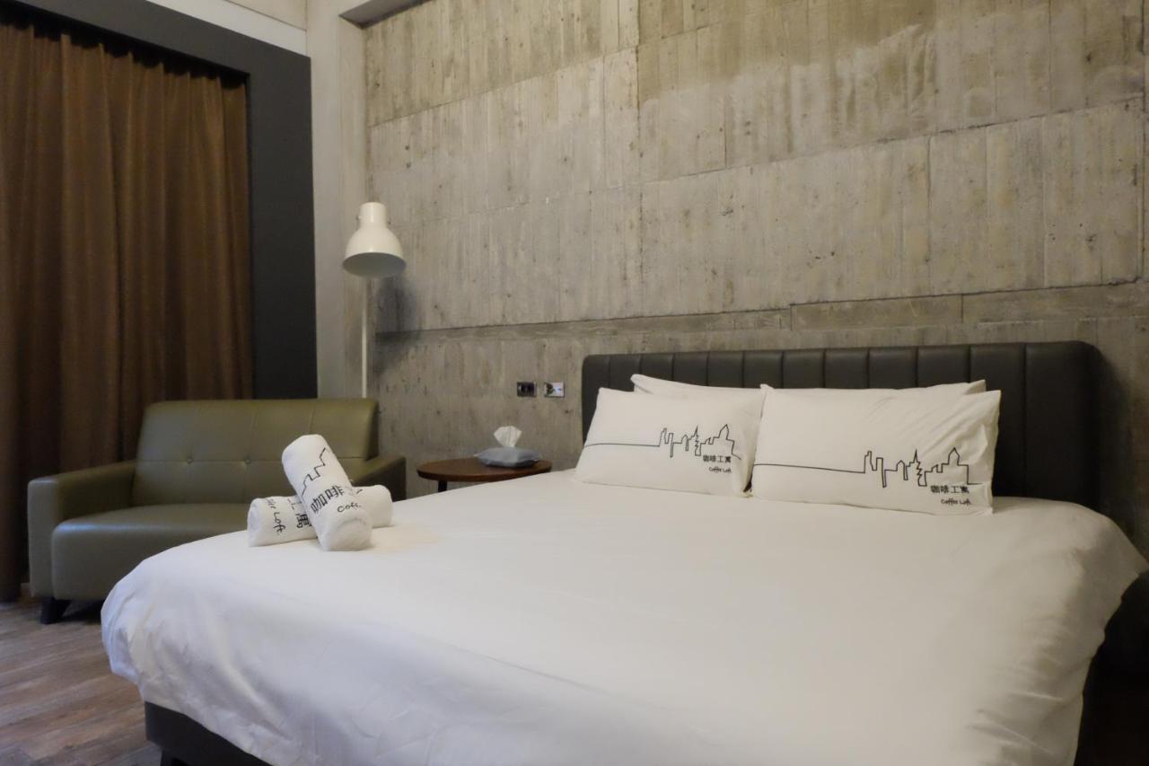 Coffeeloft Bed & Breakfast Taitung Bagian luar foto